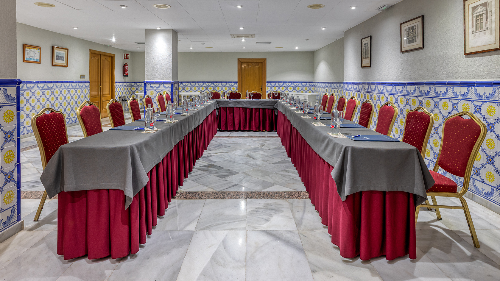 008_alta_playadulce Salon Millares.jpg